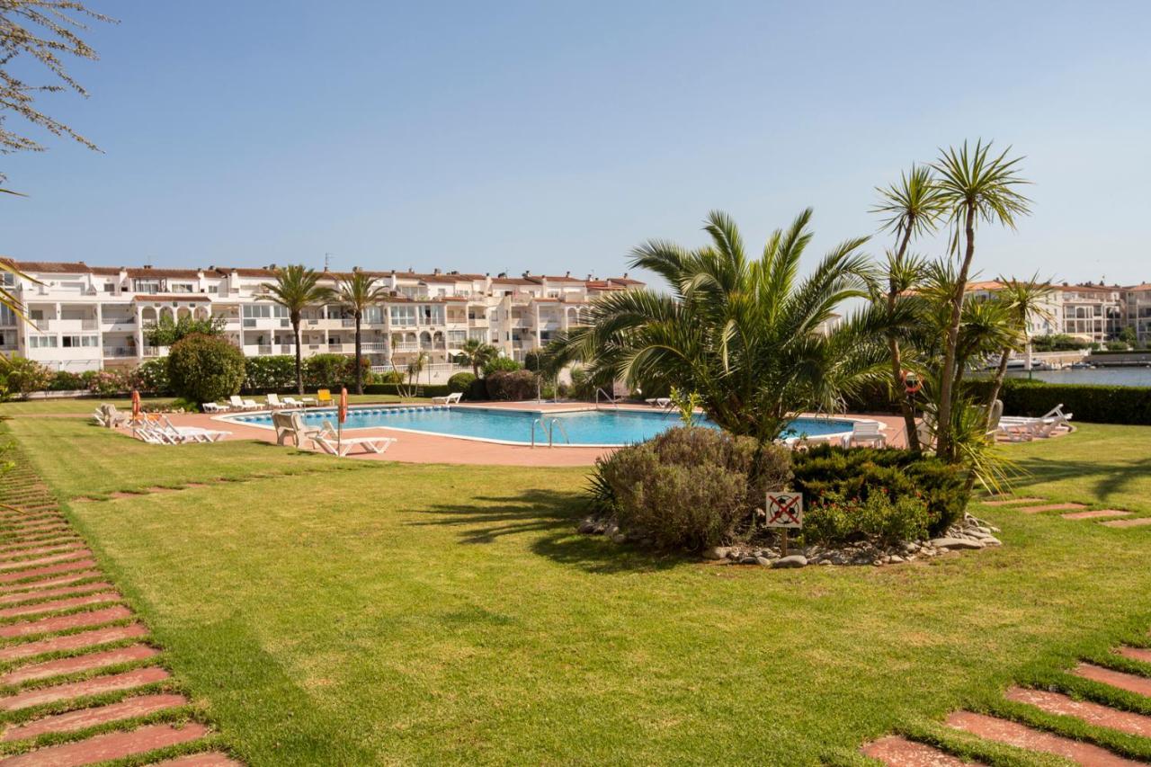 1005 Apartamento Con Vistas Al Lago San Maurici By Homeselectspain Empuriabrava Exterior foto