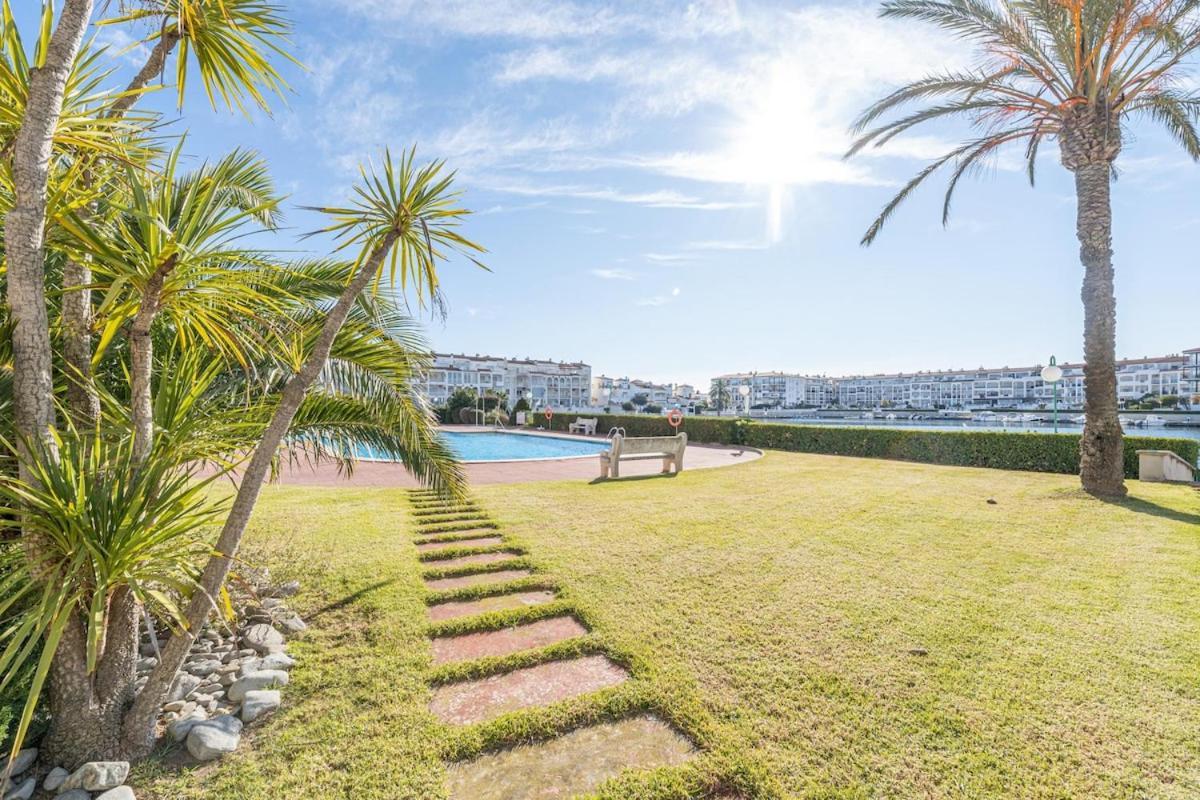 1005 Apartamento Con Vistas Al Lago San Maurici By Homeselectspain Empuriabrava Exterior foto